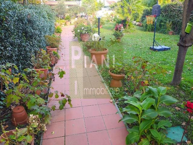 Villa Schiera in vendita a Livorno, Toscana