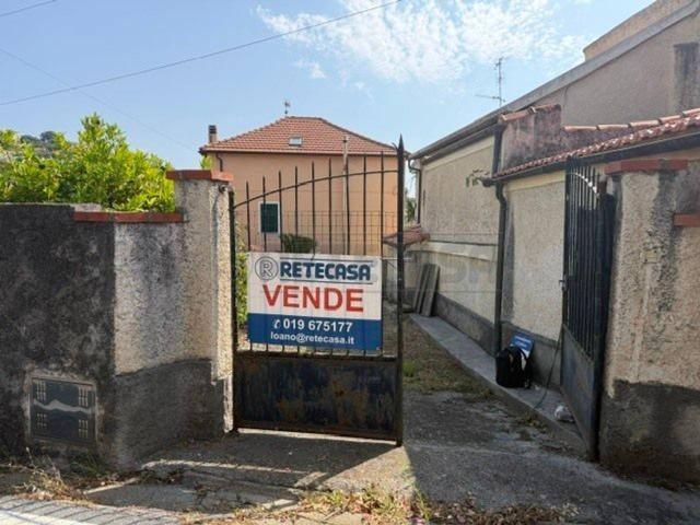 Villa Schiera in vendita a Loano, Liguria