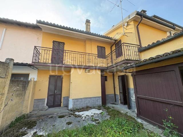 Villa Schiera in vendita a Lomello, Pavia