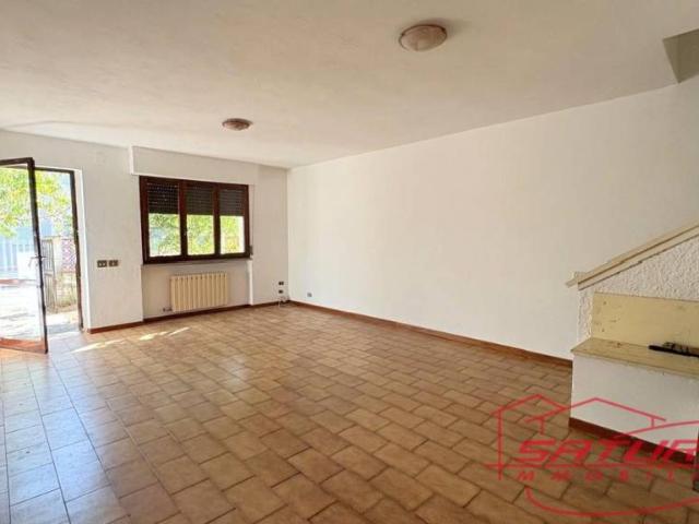 Villa Schiera in vendita a Lucca