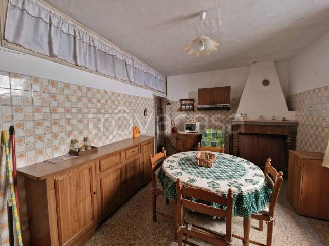 Villa Schiera in vendita a Collesecco, Lugnano In Teverina