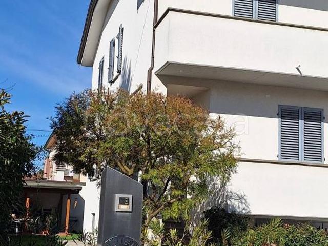 Villa Schiera in vendita a Unione dei comuni della Bassa Romagna, Lugo