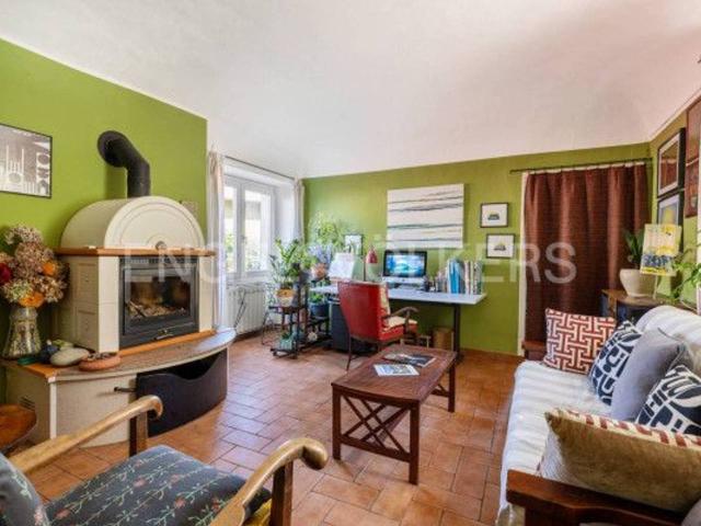 Villa Schiera in vendita a Comunità Montana Valli del Verbano, Luino