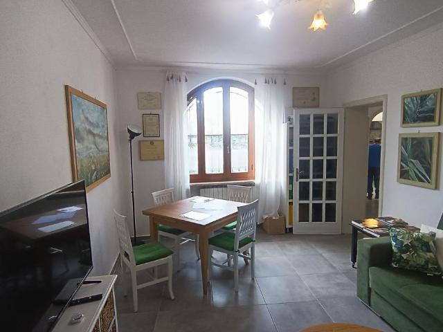 Villa Schiera in vendita a Dogana, Luni