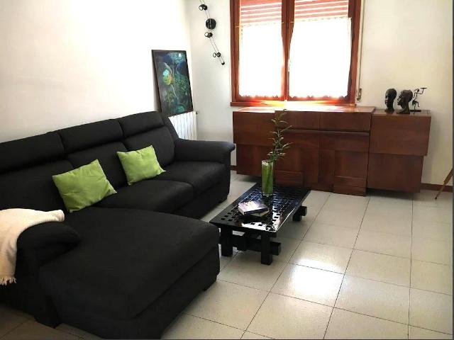 Villa Schiera in vendita a Dogana, Luni