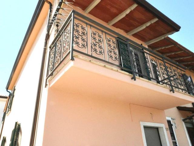 Villa Schiera in vendita a Portonetti, Luni