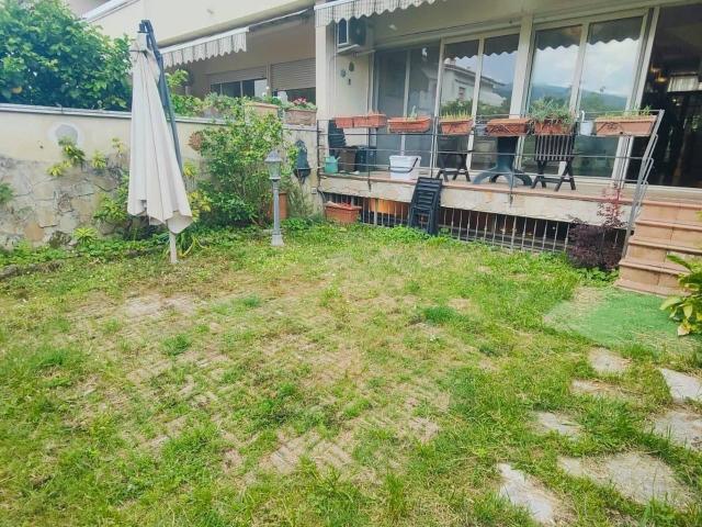 Villa Schiera in vendita a Dogana, Luni