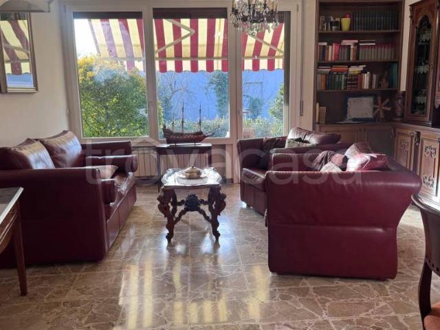 Villa Schiera in vendita a Macherio, Lombardia