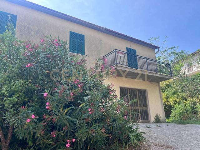 Villa Schiera in vendita a Unione di Comuni Montani Colline del Fiora, Manciano