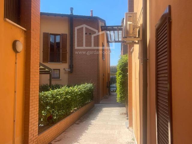 Villa Indipendente in vendita a Manerbio, Lombardia