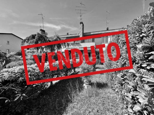 Villa Schiera in vendita a Case / Scjasis, Manzano / Manzan