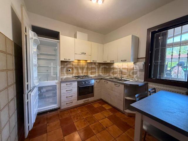 Villa Schiera in vendita a Manzano, Friuli-Venezia Giulia