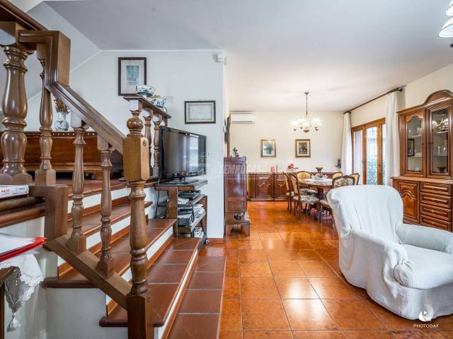 Villa Schiera in vendita a Unione dei comuni del Distretto Ceramico, Maranello