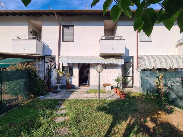 Villa Schiera in vendita a Nizzolina, Marnate