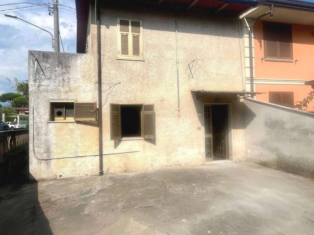 Villa Schiera in vendita a Cinque Vie, Marina Di Massa