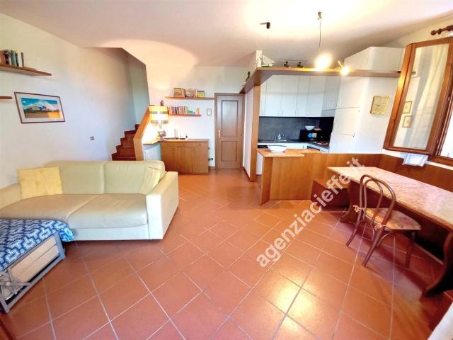 Villa Schiera in vendita a Marina di Massa, Marina Di Massa