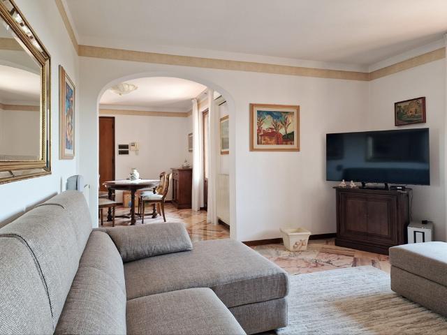 Villa Schiera in vendita a San Carlo, Marina Di Massa