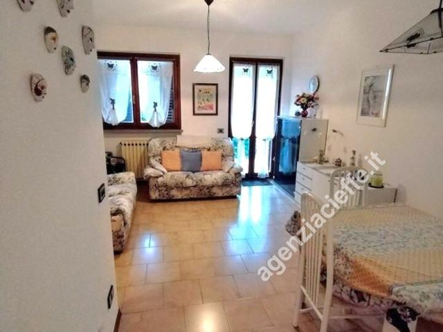 Villa Schiera in vendita a Marina di Massa, Marina Di Massa
