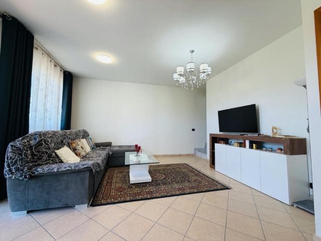 Villa Schiera in vendita a Marina Di Massa, Toscana