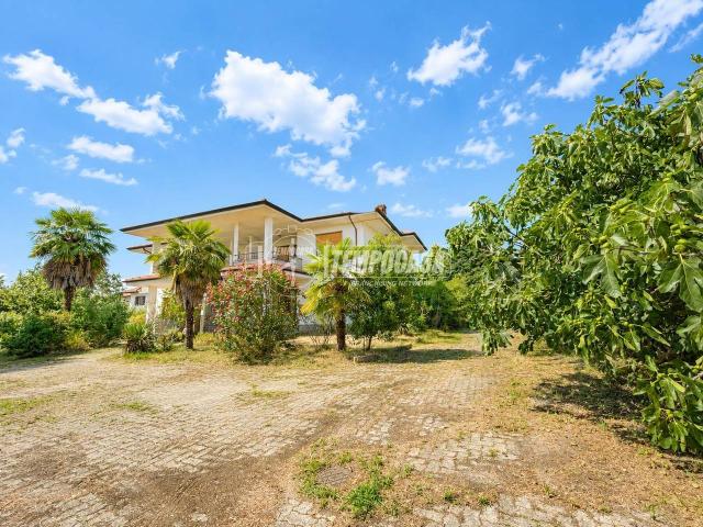 Villa Schiera in vendita a Piemonte, Torino