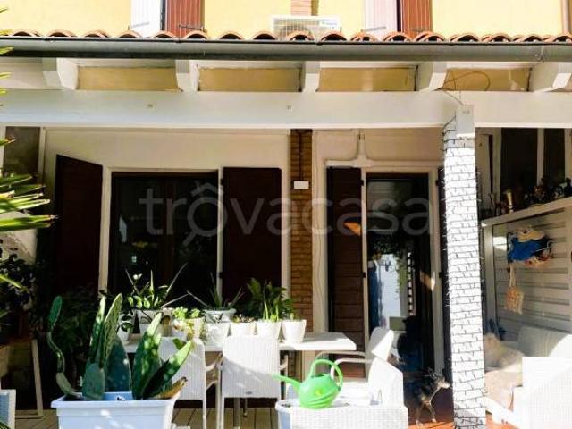 Villa Schiera in vendita a Nuovo Circondario Imolese, Medicina