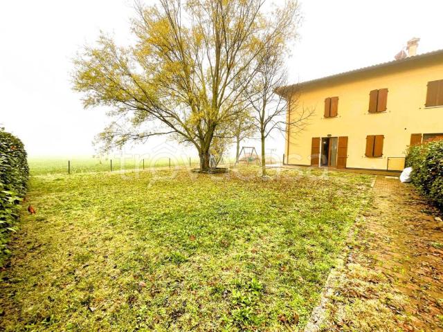 Villa Schiera in vendita a Via Nuova, Medicina