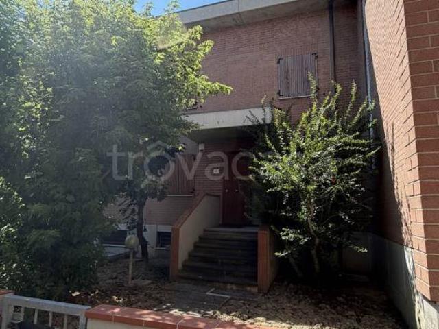 Villa Schiera in vendita a Buon Pastore-Sant'Agnese-San Damaso, Modena