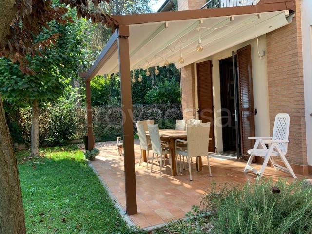Villa Schiera in vendita a Tre Olmi, Modena