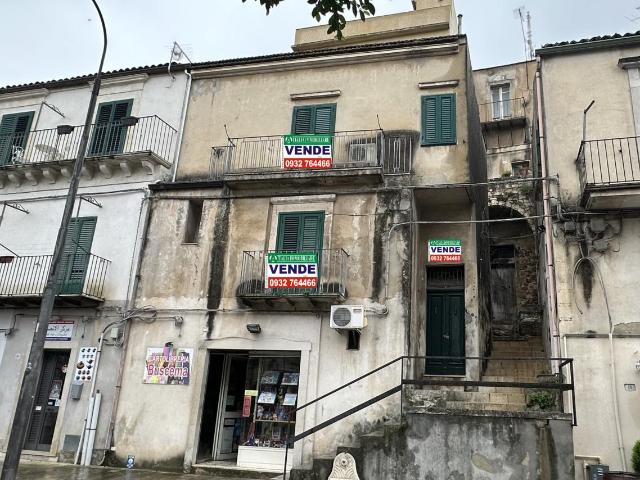 Ville Schiera in vendita a Modica, Dente