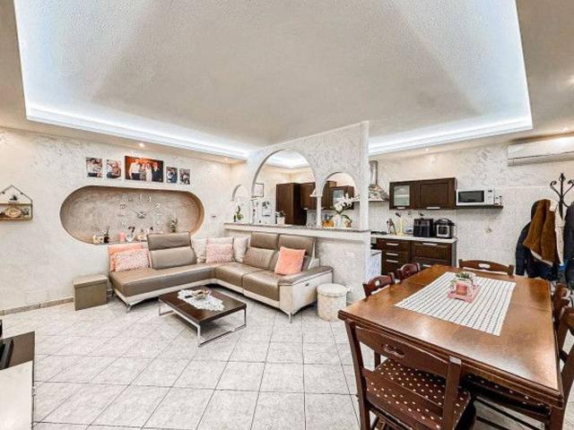 Villa Schiera in vendita a Piemonte, Cuneo