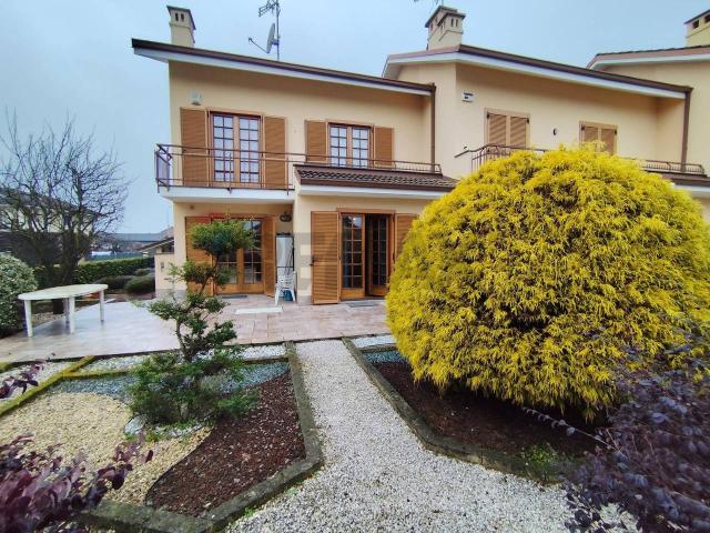 Villa Schiera in vendita a Piemonte, Torino