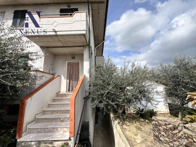 Villa Schiera in vendita a Marche, Pesaro E Urbino