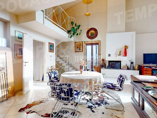 Villa Schiera in vendita a Unione dei comuni Valli del Reno, Lavino e Samoggia, Monte San Pietro
