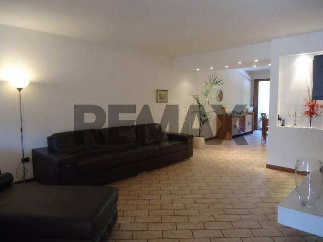 Villa Schiera in vendita a Montecatini Terme, Toscana