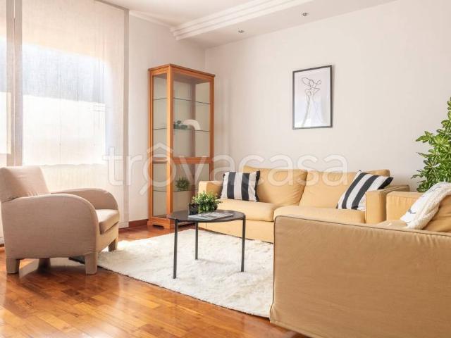 Villa Schiera in vendita a Alte Ceccato, Montecchio Maggiore