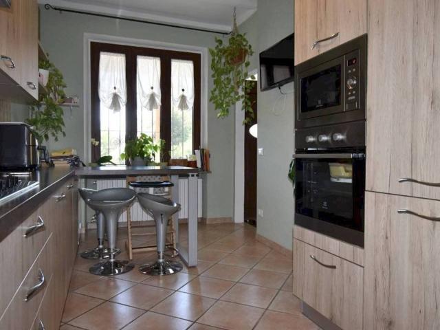 Villa Schiera in vendita a Santo Stefano Canetto, Montegrosso d'Asti