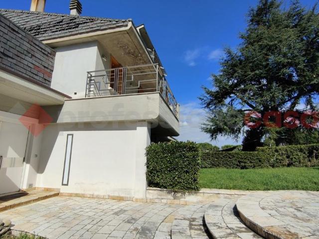 Villa Schiera in vendita a Unione dei Comuni Circondario dell'Empolese Valdelsa, Montelupo Fiorentino