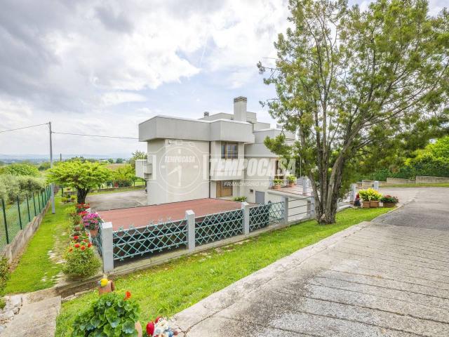 Villa Schiera in vendita a Marche, Ancona