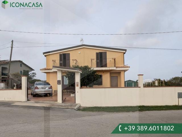 Villa Schiera in vendita a Monteodorisio, Abruzzo