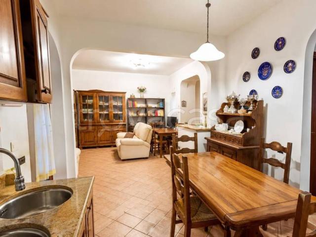Villa Schiera in vendita a Montignoso, Toscana