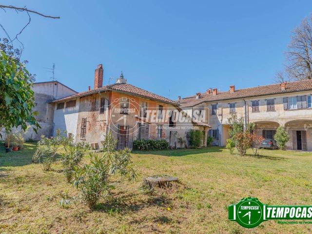 Villa Schiera in vendita a Motta Visconti, Lombardia