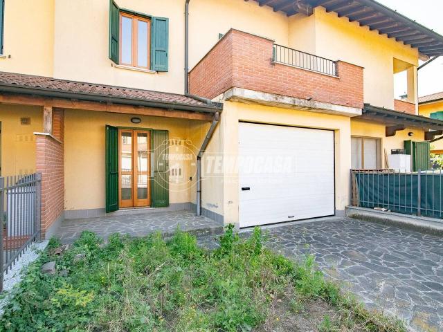 Villa Schiera in vendita a Mozzanica, Lombardia