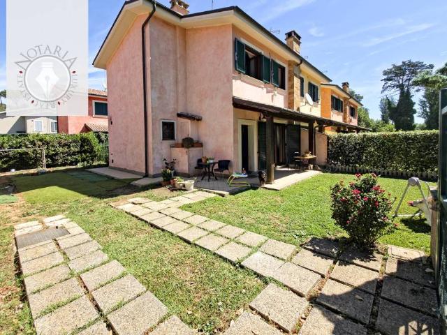 Villa Indipendente in vendita a Nepi, Lazio