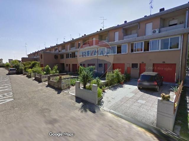 Villa Schiera in vendita a Bassa Reggiana, Re
