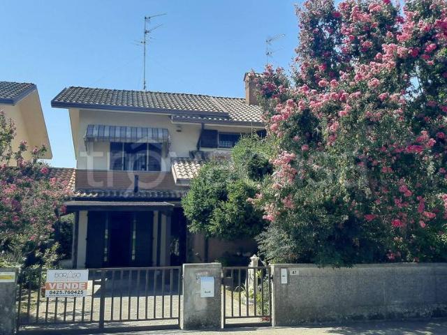 Villa Schiera in vendita a Santa Maria Maddalena, Occhiobello