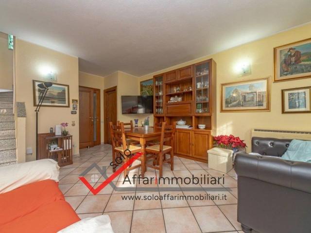 Villa Schiera in vendita a San Pantaleo, Sardigna/Sardegna