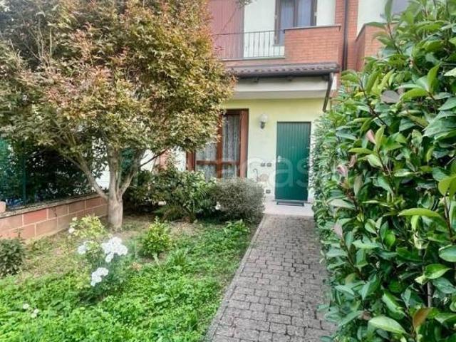 Villa Schiera in vendita a Casalino, Novara
