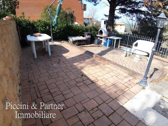 Appartamento in vendita a Paciano, Umbria