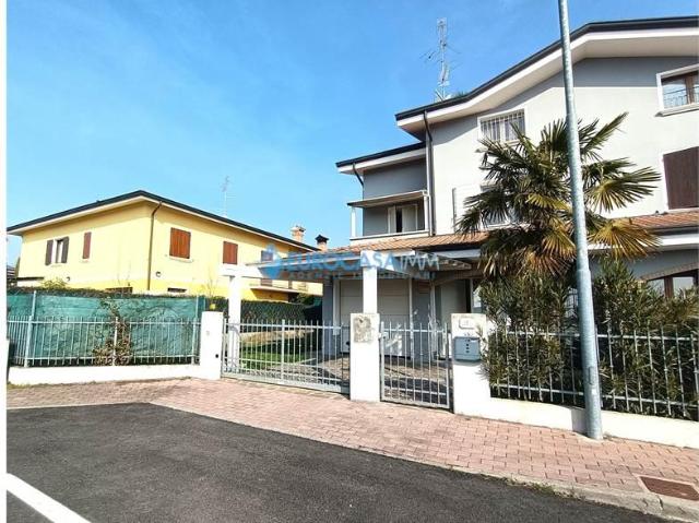 Villa Schiera in vendita a San Leonardo, Sorbolo