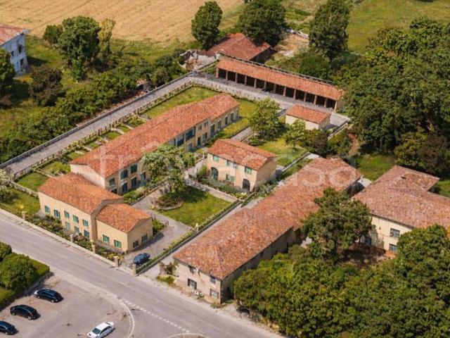 Villa Schiera in vendita a Golese, Sorbolo
